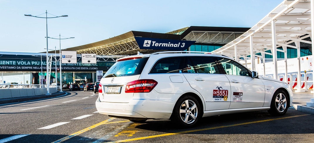 Taxi service in 5 minutes at the airport of Fiumicino